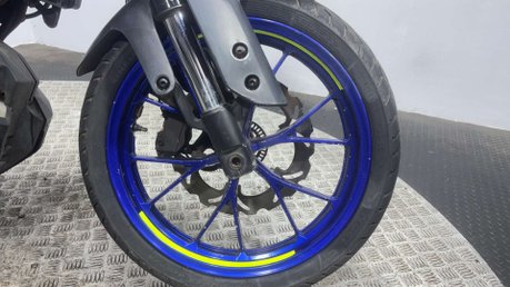 Yamaha MT-125 MT 125 2014 RUNNING PROJECT BIKE SPARES OR REPAIR 125CC 27