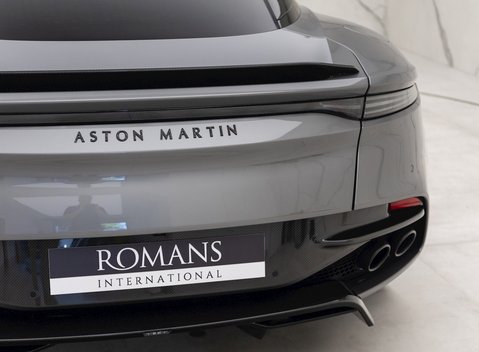 Aston Martin DBS Superleggera 20