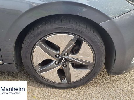 Hyundai IONIQ 1.6 h-GDi Premium SE Hatchback 5dr Petrol Hybrid DCT Euro 6 (s/s) (141 ps) 4