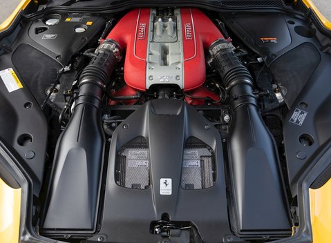 Ferrari 812 Superfast 36