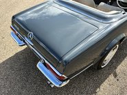 Mercedes-Benz SL Series 230 SL 30