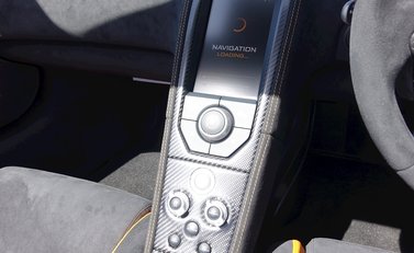 McLaren 675 LT Spider 30