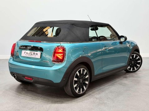 Mini Convertible 1.5 Cooper Convertible 2dr Petrol Steptronic Euro 6 (s/s) (136 ps) 32