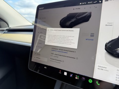 Tesla Model Y SUV 5dr Electric Auto RWD (346 ps) 40