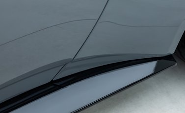 Aston Martin Vantage 27