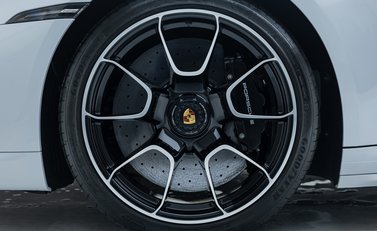 Porsche 911 Turbo S Cabriolet (992) 34