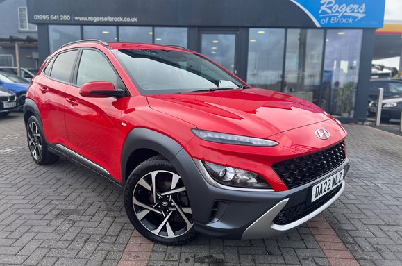Hyundai KONA T-GDI PREMIUM MHEV 1