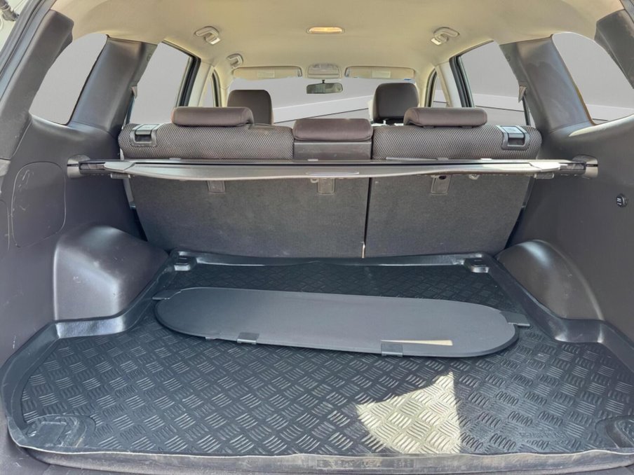 2011 Hyundai SANTA FE — image 22