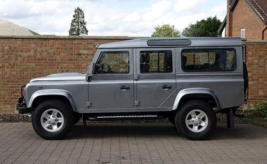Land Rover 110 XS 19