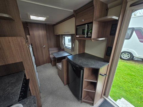 Bailey Phoenix 650  10