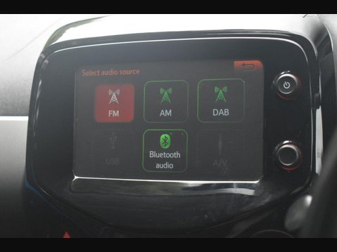 Peugeot 108 1.2 PureTech Allure Hatchback 5dr Petrol Manual Euro 6 (82 ps) 15