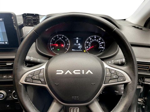 Dacia Jogger 1.0 TCe EXTREME MPV 5dr Petrol Manual Euro 6 (s/s) (110 ps) Alloys - Blueto 13