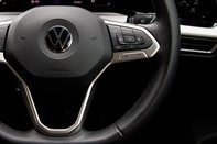 Volkswagen Golf LIFE TSI 19