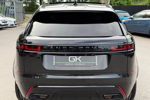 Land Rover Range Rover Velar R-DYNAMIC HSE - ALL BLACK - SLIDING PAN ROOF -2 OWNERS - SERVICE HISTORY 9