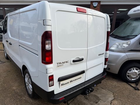 Renault Trafic SL27 SPORT DCI S/R P/V 3