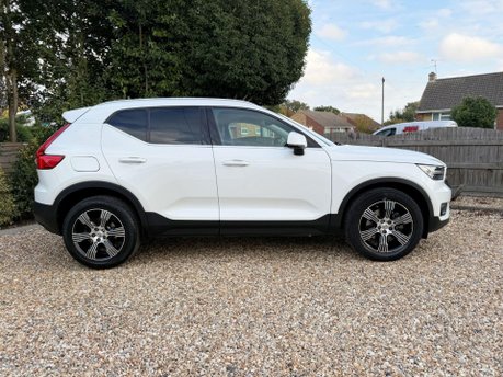 Volvo XC40 2.0 D3 Inscription Auto AWD Euro 6 (s/s) 5dr 4
