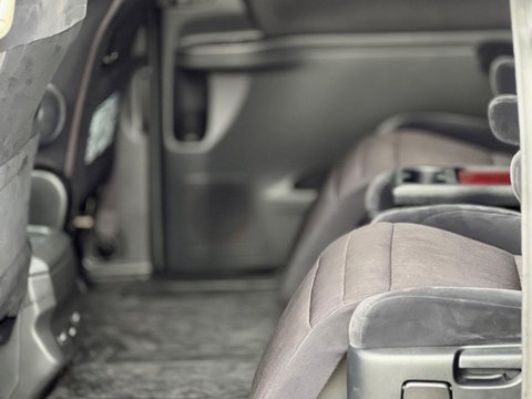 Toyota Vellfire V6 Sunroof 51