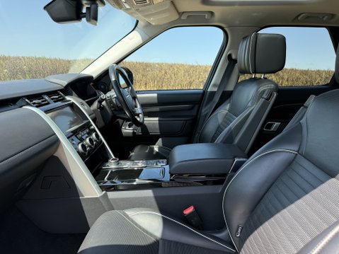 Land Rover Discovery SDV6 HSE LUXURY 44