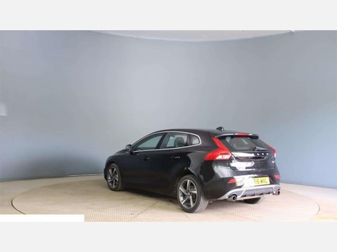Volvo V40 2.0 T2 R-Design Euro 6 (s/s) 5dr 8