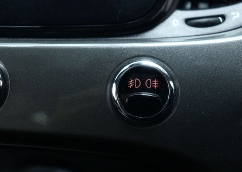 Fiat 500 1.0 MHEV Dolcevita Hatchback 3dr Petrol Manual Euro 6 (s/s) (70 bhp) 26