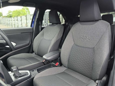 Toyota Yaris Cross 1.5 VVT-h Design SUV 5dr Petrol Hybrid E-CVT Euro 6 (s/s) (116 ps) 33