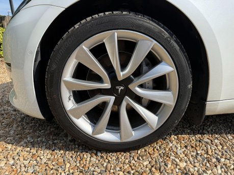 Tesla Model 3 Standard Range Plus Auto RWD 4dr 13