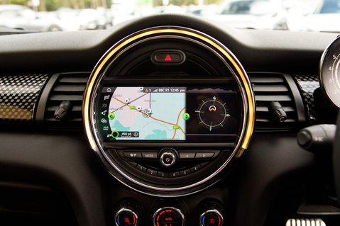 Mini Hatch COOPER S SPORT 19