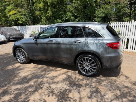 Mercedes-Benz GLC GLC 250 4MATIC AMG LINE 61