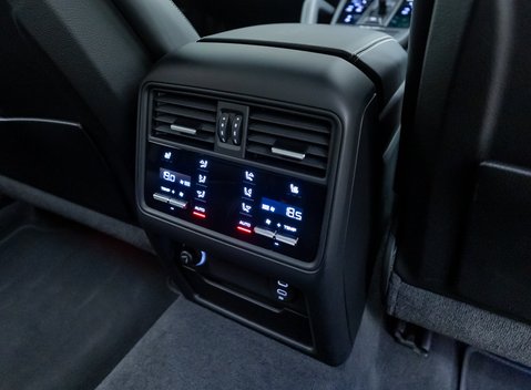 Porsche Cayenne Turbo GT 15