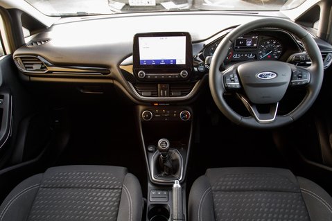 Ford Fiesta TITANIUM MHEV 3