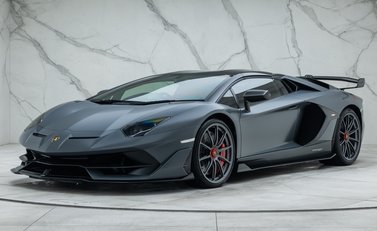 Lamborghini Aventador SVJ LP 770-4 ROADSTER 5