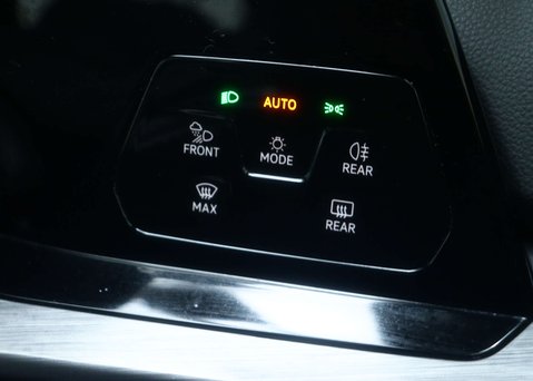 Volkswagen Golf 1.4 TSI 13kWh Style Hatchback 5dr Petrol Plug-in Hybrid DSG Euro 6 (s/s) (2 43