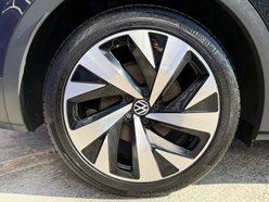 Volkswagen Id.4 Pro Performance 77kWh Family SUV 5dr Electric Auto (204 ps) 15