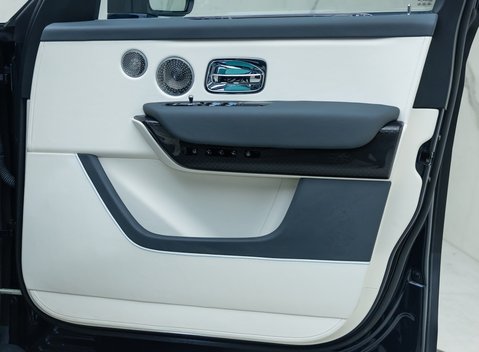 Rolls-Royce Cullinan BLACK BADGE 31