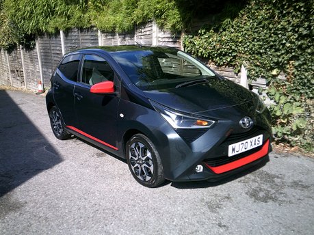 Toyota Aygo VVT-I X-TREND TSS ONLY 40,000 MILES FROM NEW