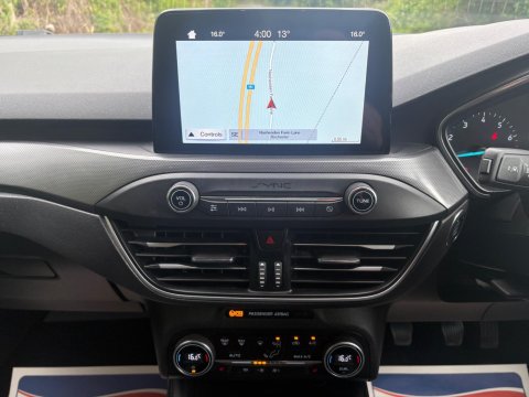 Ford Focus TITANIUM X 13