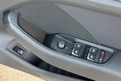 Audi A3 SPORTBACK E-TRON - APPLE CARPLAY -£20 ROAD TAX 29