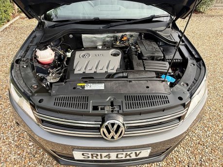 Volkswagen Tiguan 2.0 TDI BlueMotion Tech Match DSG 4WD Euro 5 (s/s) 5dr 15