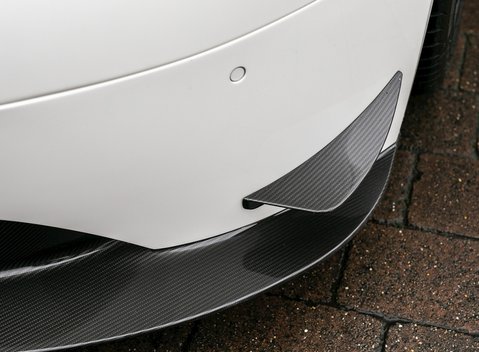 Aston Martin V12 Vantage AMR 24