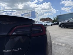Tesla Model 3 (Dual Motor) Performance Saloon 4dr Electric Auto 4WDE (Performance Upgrade 19