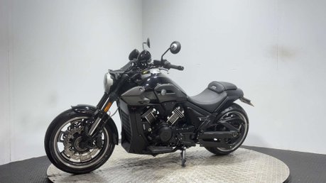 MBP C 2024 ONLY 3K 1 OWNER CRUISER BIKE 1000CC TOURER BIKE 6