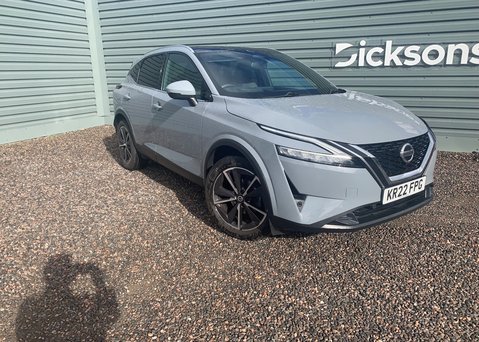 Nissan Qashqai DIG-T TEKNA MHEV 1