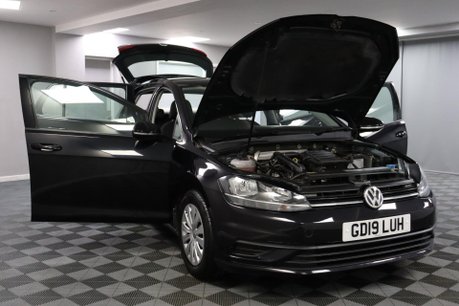 Volkswagen Golf S TSI 7