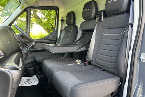 Iveco Daily 35C18H 3750WB Arborous Toolbox Tipper - Comfort Pack 3