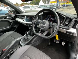 Audi A1 1.0 A1 Sportback 25 TFSI Black Edition Semi-Auto 5dr 18