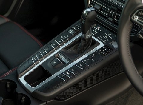 Porsche Macan GTS 23