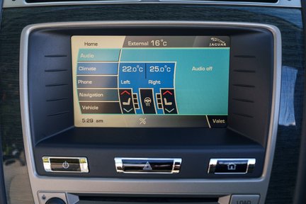 Jaguar XK R Convertible 20