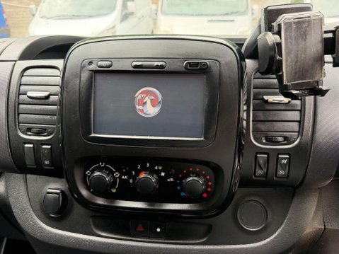Vauxhall Vivaro 1.6 CDTi 2700 BiTurbo Sportive L1 H1 Euro 6 (s/s) 5dr 33
