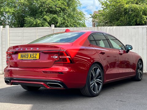 Volvo S60 2.0 T5 R-Design Edition Saloon 4dr Petrol Auto Euro 6 (s/s) (250 ps) 5