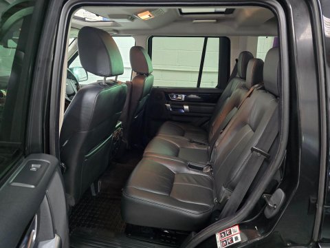 Land Rover Discovery 3.0 SD V6 HSE Auto 4WD Euro 5 5dr 56